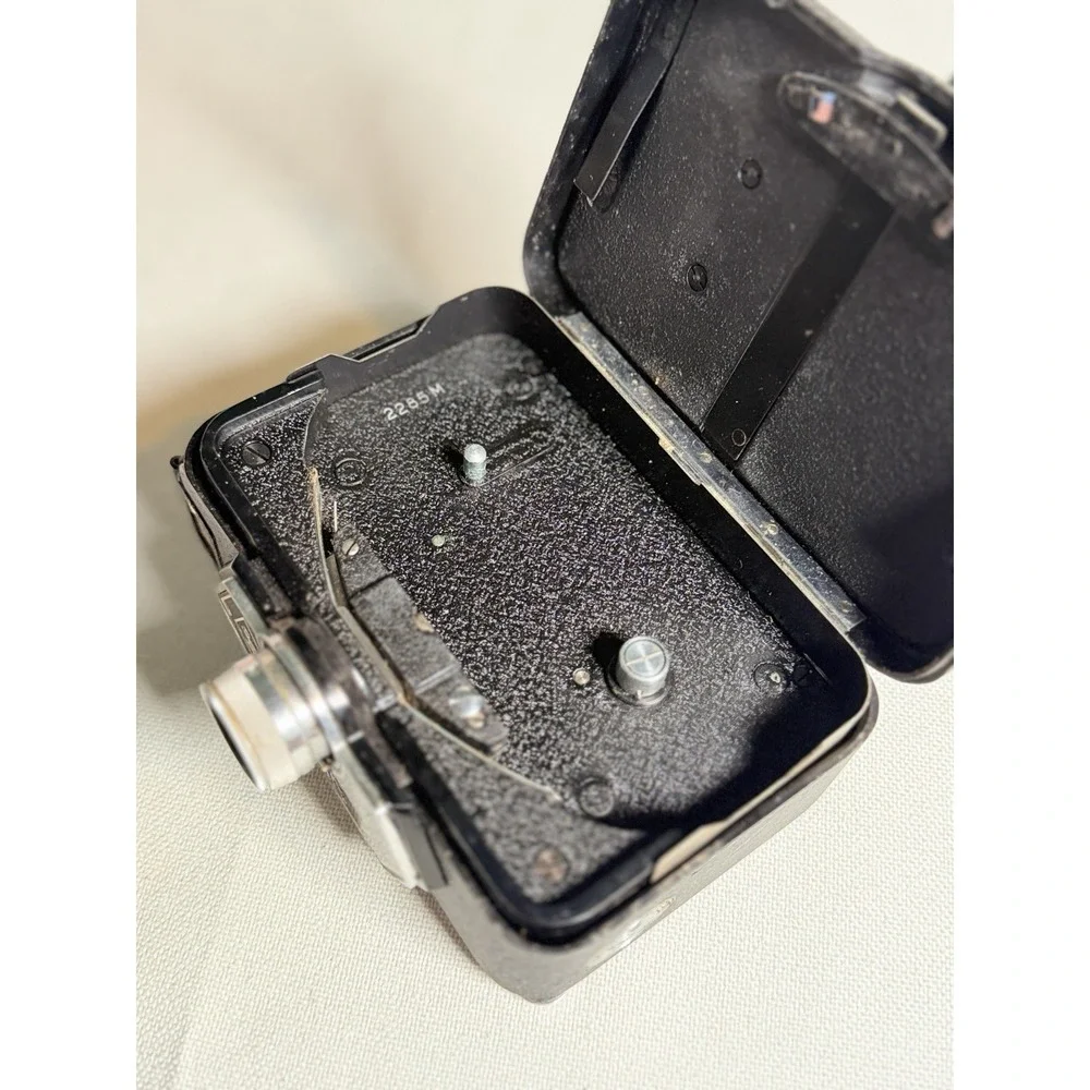 Vtg Agfa Movex 8 Movie Camera - WORKING MOTOR - w/ Case & Agfacolor Cassette